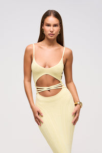 BODY CONTOUR KNITTED MAXI 
DRESS IN PRIMROSE