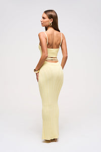BODY CONTOUR KNITTED MAXI 
DRESS IN PRIMROSE