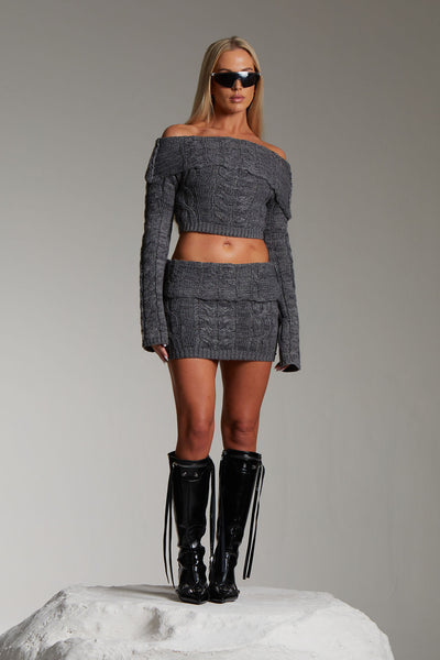 FOLD OVER CABLE KNIT MINI SKIRT IN CHARCOAL